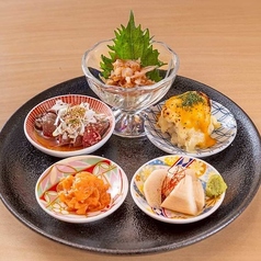 酒の肴5種盛 ←結論から言うとこれは絶対頼んで下さい