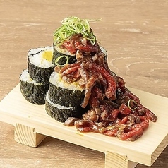 ユッケ肉こぼれ寿司