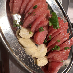 甘く香るスパイスがクセになる台湾屋台ソーセージの写真