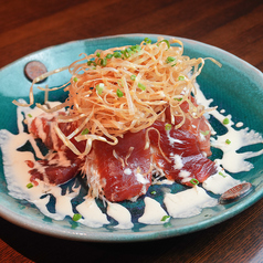 マグロのパリパリサラダ