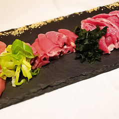 地鶏のお刺身 4種盛り合わせ