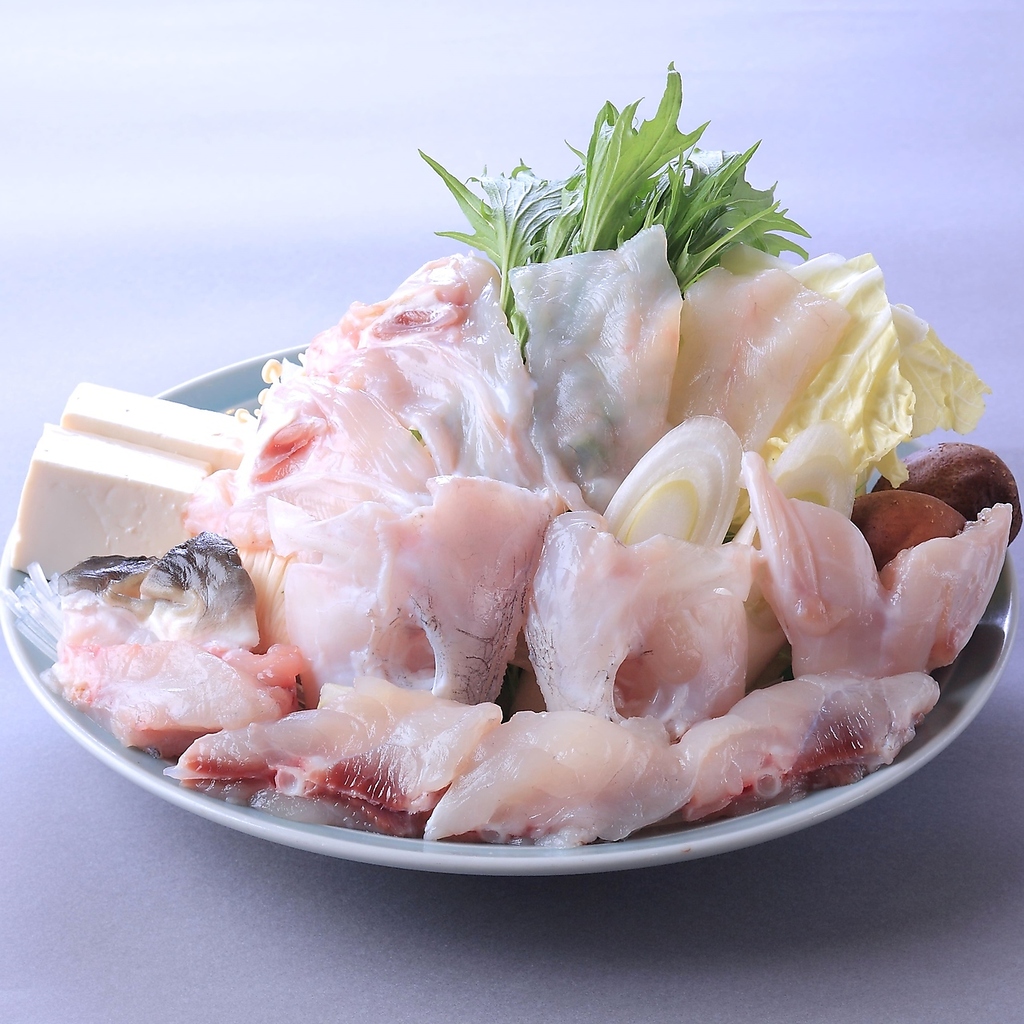 自家製スダチ・柚子旨味ポン酢で頂く【てっちり】は必食ですよ！