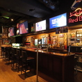 店内には、TVモニター完備！スポーツ観戦をしながらお酒を楽しむこともえきますよ◎無制限飲み放題はビールあり3500円(税込)・ビールなし3000円(税込)・女性はなんと2500円(税込)♪ドリンクの種類も豊富で、何度来ても飽きません！