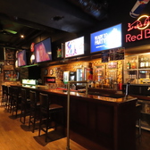 店内には、TVモニター完備！スポーツ観戦をしながらお酒を楽しむこともえきますよ◎無制限飲み放題はビールあり3500円(税込)・ビールなし3000円(税込)・女性はなんと2500円(税込)♪ドリンクの種類も豊富で、何度来ても飽きません！