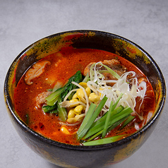 テールラーメン 赤