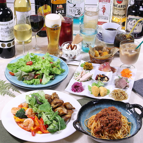 手作りにこだわった多彩な創作料理やお酒を楽しめる大人の憩いの空間