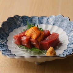 本鮪刺身　雲丹のせ山わさび
