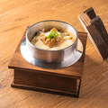 料理メニュー写真&nbsp;鶏とチーズの洋風釜めし