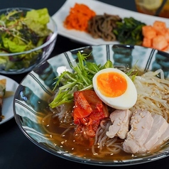 「冷麺ランチセット」さっぱりランチにおすすめです♪