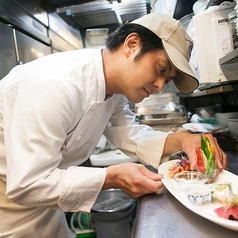 色鮮やかな料理が魅力。特別なランチタイムに