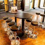 もちろん少人数でのご利用も◎女子会やお仕事帰りにぴったりなお席もご用意しています！