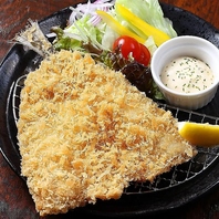 どでかい味わい、てっぱつ鯵フライの魅力！