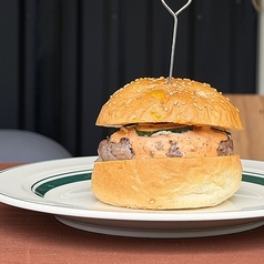 Standard Burger (スタンダードバーガー)