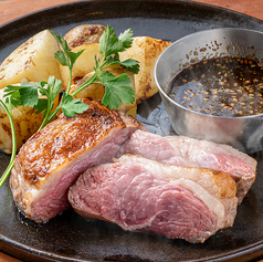 ラム肉　赤ワインビネガーソース