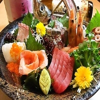 鮮度抜群！名物の刺身盛り合わせや天使のエビ刺を堪能
