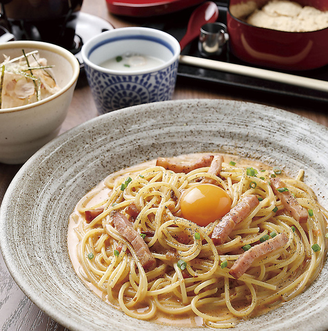 【エキチカ】美濃焼の器でいただくパスタ様々な食材を使ったオリジナリティ溢れる一皿