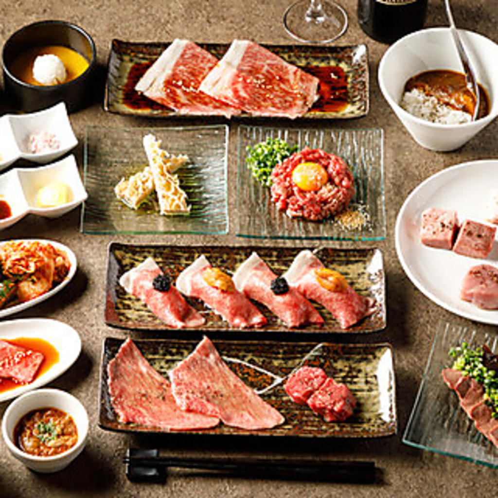 黒毛和牛A5ランクをはじめとして種類豊富なお肉をご用意しております★
