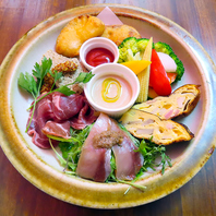 お料理は全て手作りにこだわっています