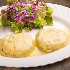 蓮根スパイスチーズ　～香ばしさと食感がクセになる、スパイス香るおつまみ仕立て～