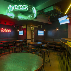 frees フリース 神戸三宮店の特集写真