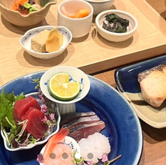 食堂sasanquaの特集写真