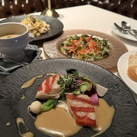 その日の気分に合わせて、お酒も料理も自由に楽しんで♪