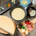 料理メニュー写真&nbsp;スイス産濃厚チーズフォンデュ