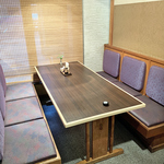 テーブル個室は１名様でもご利用いただけます。お一人様でも遠慮なくお越し下さいませ。