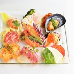 南イタリアのいろいろ前菜盛り合わせ