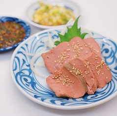 低温調理の豚レバー刺し