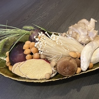 秋の味覚のさんまやキノコを使用した逸品