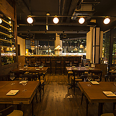 トリニティ　オイスター　ハウス銀座店の特集写真