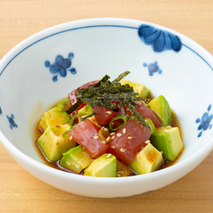 まぐろとアボカドのわさび醤油