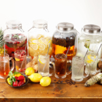 自家製の『瓶漬け酒』は、フルーツやスパイスをじっくり漬け込んだ個性派♪ビールが苦手な方にも◎