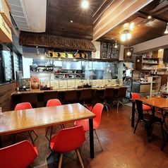 CHAMIROCK CHICKEN SHOP チャミロックチキンショップの雰囲気1