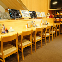 お1人様も大歓迎！店主との会話も楽しめるカウンターもご用意しております！