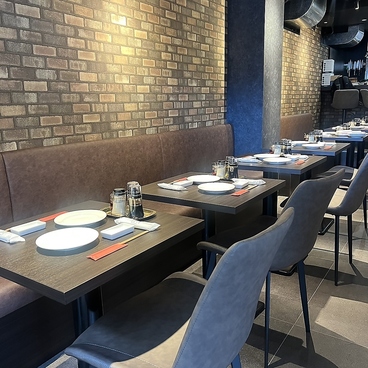 餃子ダイニングTSUDOI 南浦和店の雰囲気1