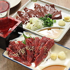 馬レバ刺