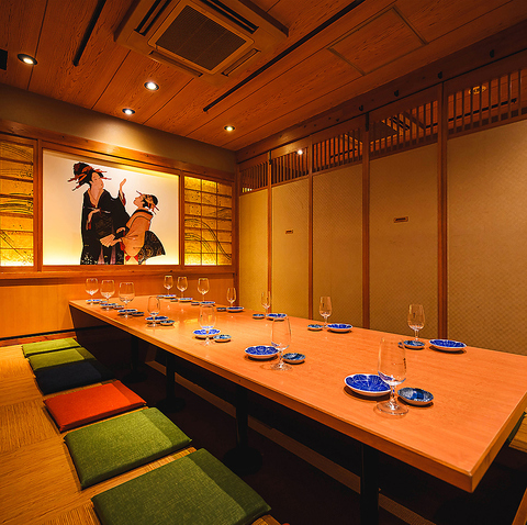 新宿駅から徒歩1分 海鮮個室居酒屋 痛風鍋 ぶりしゃぶ あんこう鍋 日本酒が絶品。