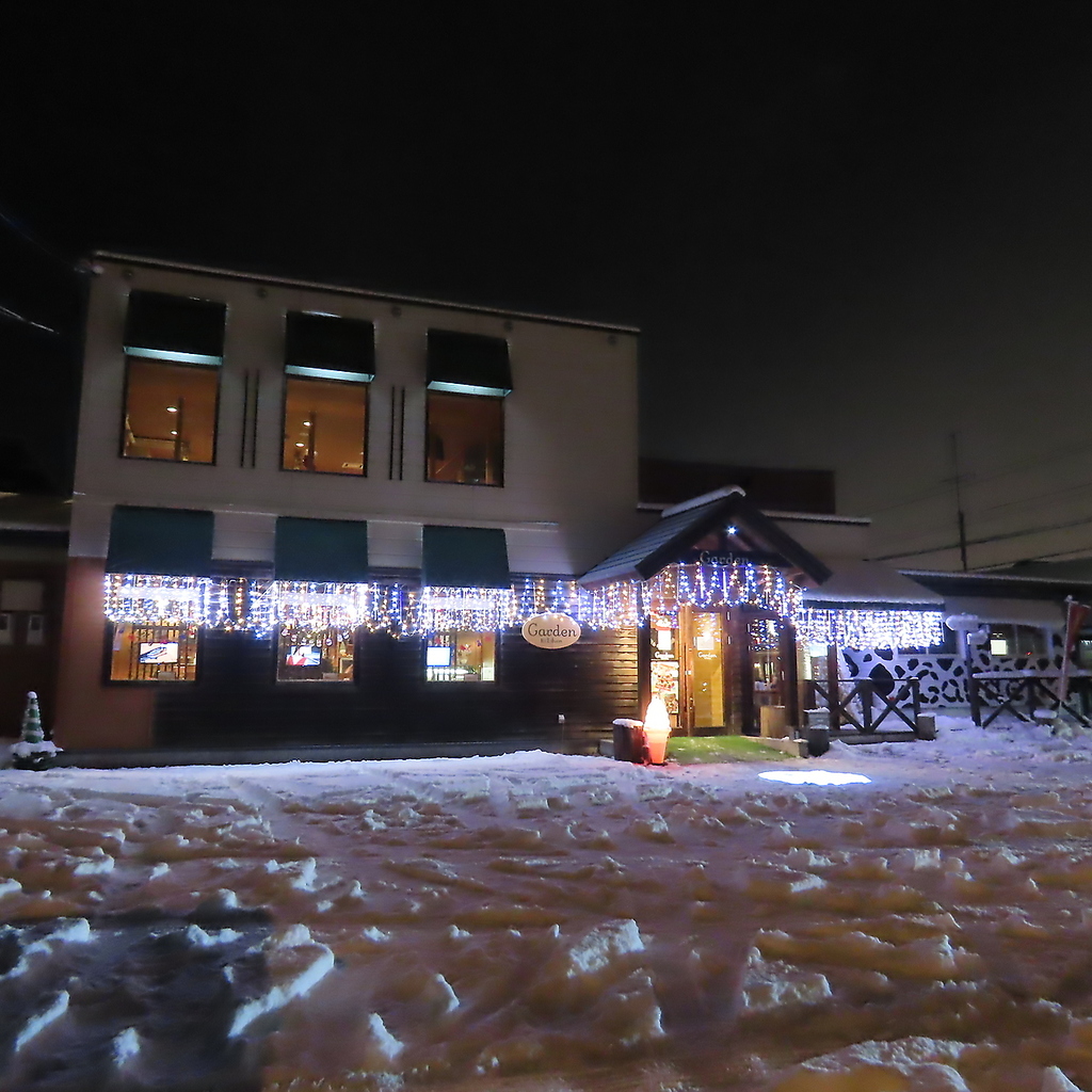 ご家族でも、カップルでも、色んなシーンで楽しめるのがガーデンの魅力！