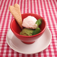 桜と抹茶のアイスクリーム
