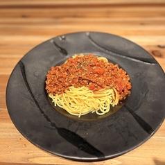 トマトソースパスタ
