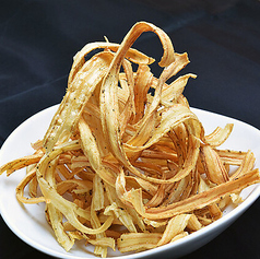 当店一番人気のゴボウチップス