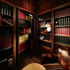 お店の入り口は隠し扉！？