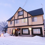 JR旭川駅から徒歩18分！駐車場完備でアクセスも良好。大人のための隠れ家焼肉で上質な夜を。