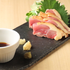 炙り鶏モモのたたき