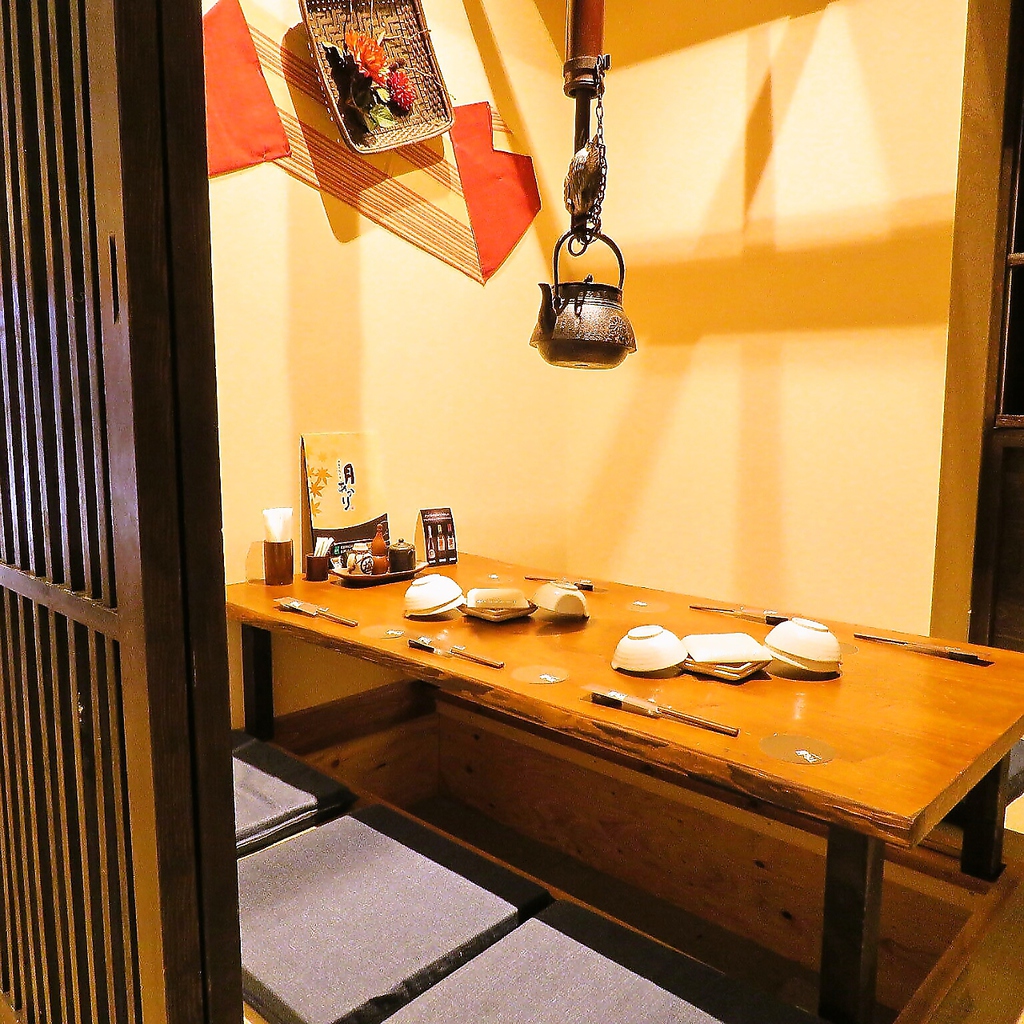 会社・サークル等の各種宴会はこちらの掘りごたつ個室で!! 