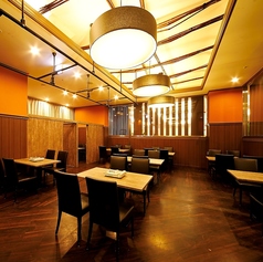 落ち着いた雰囲気の店内。宴会や貸切も受け付けております。歓迎会や送別会、各種宴会にもお使いください。