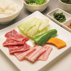 リーズナブルな価格の豊富なメニュー。