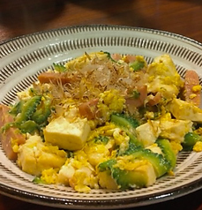 定番から沖縄の味まで！種類豊富な居酒屋メニュー